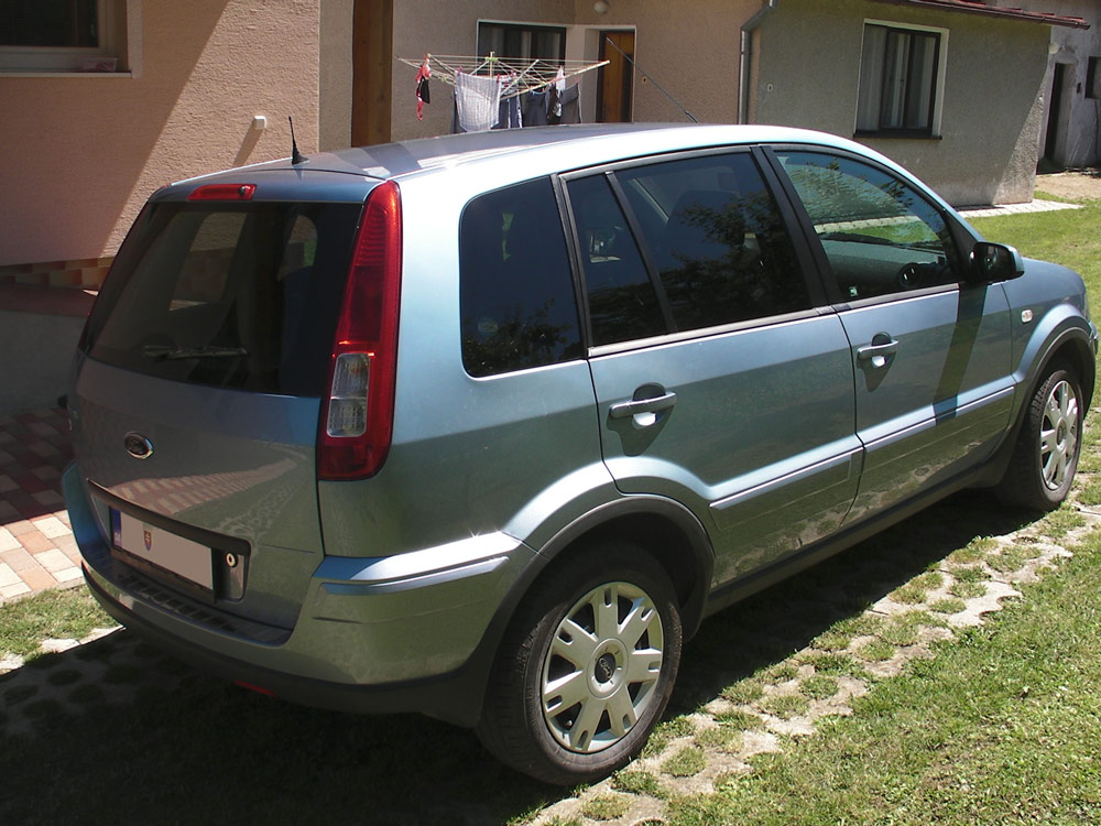 Mikulo Ford Fusion